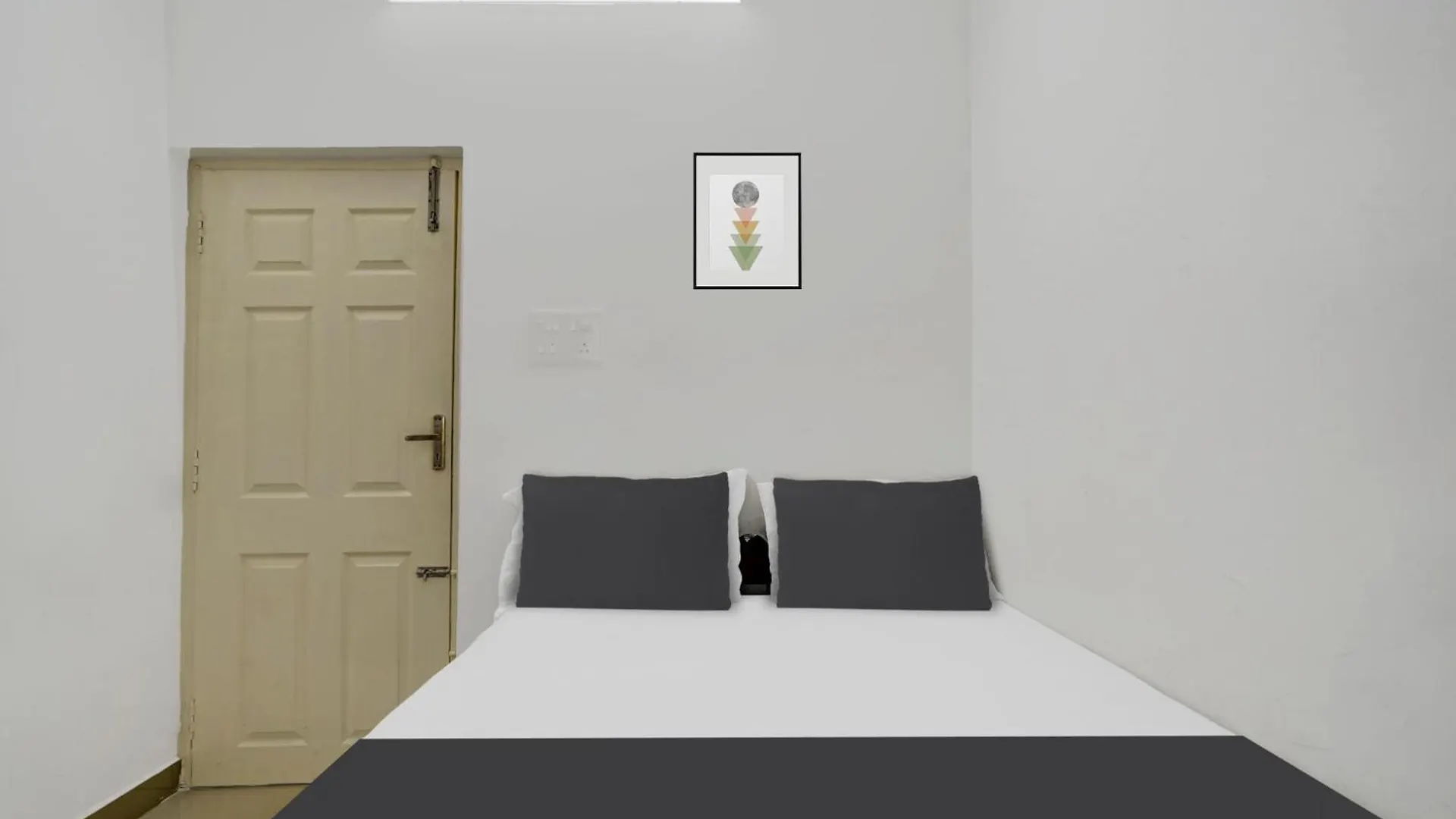 Alwaye Hotel O Ferryland Residency